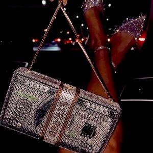 Clutch purse